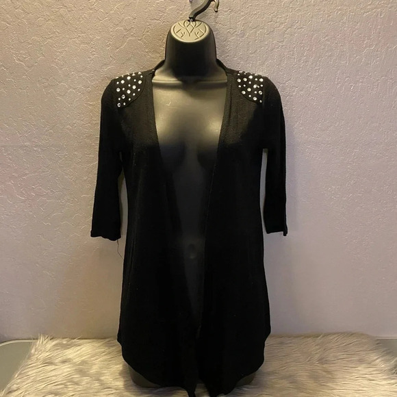 Rue21 Women's Black Open Front Cardigan Small Studded Shoulder Lightweight - Picture 8 of 16